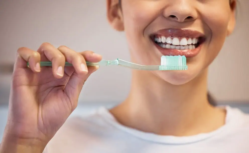 The Best Oral Care Routine: Teeth, Gums & Fresh Breath