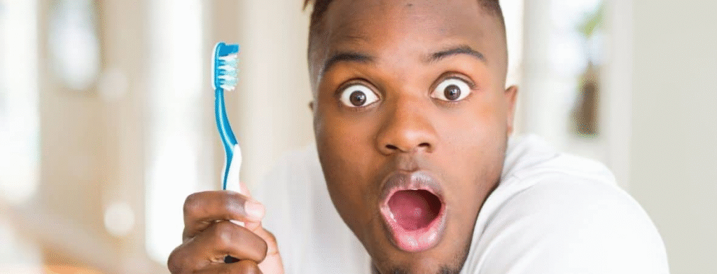 The Best Oral Care Routine for healthy teeth, gums and fresh breath with daily brushing, flossing, hydration and oral hygiene tips